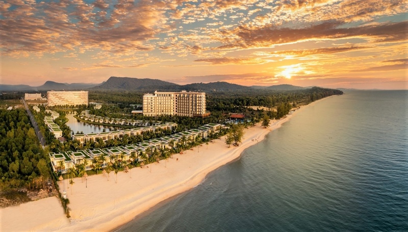 Khu nghỉ dưỡng Mövenpick Resort Waverly Phú Quốc, nơi gia đình Hamilton sẽ lưu trú